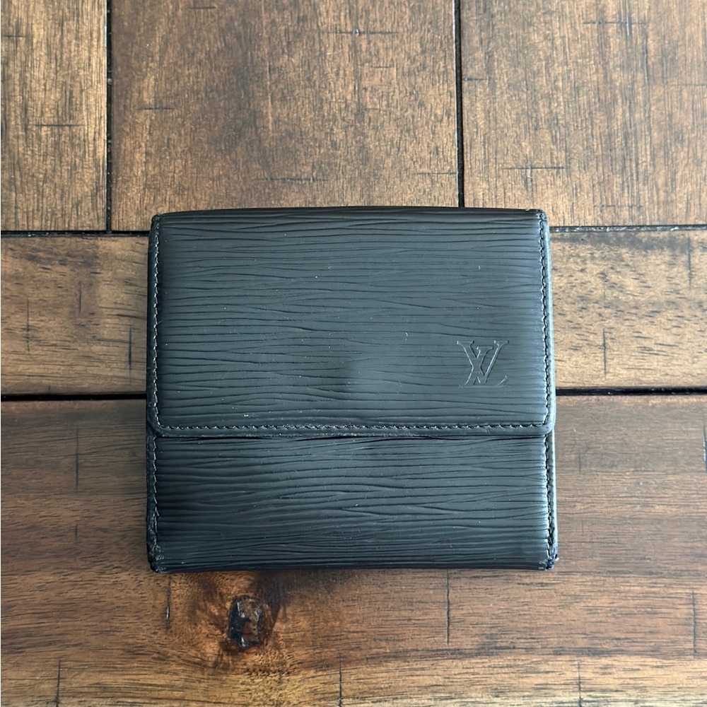 Louis Vuitton Epi Elise Wallet Black